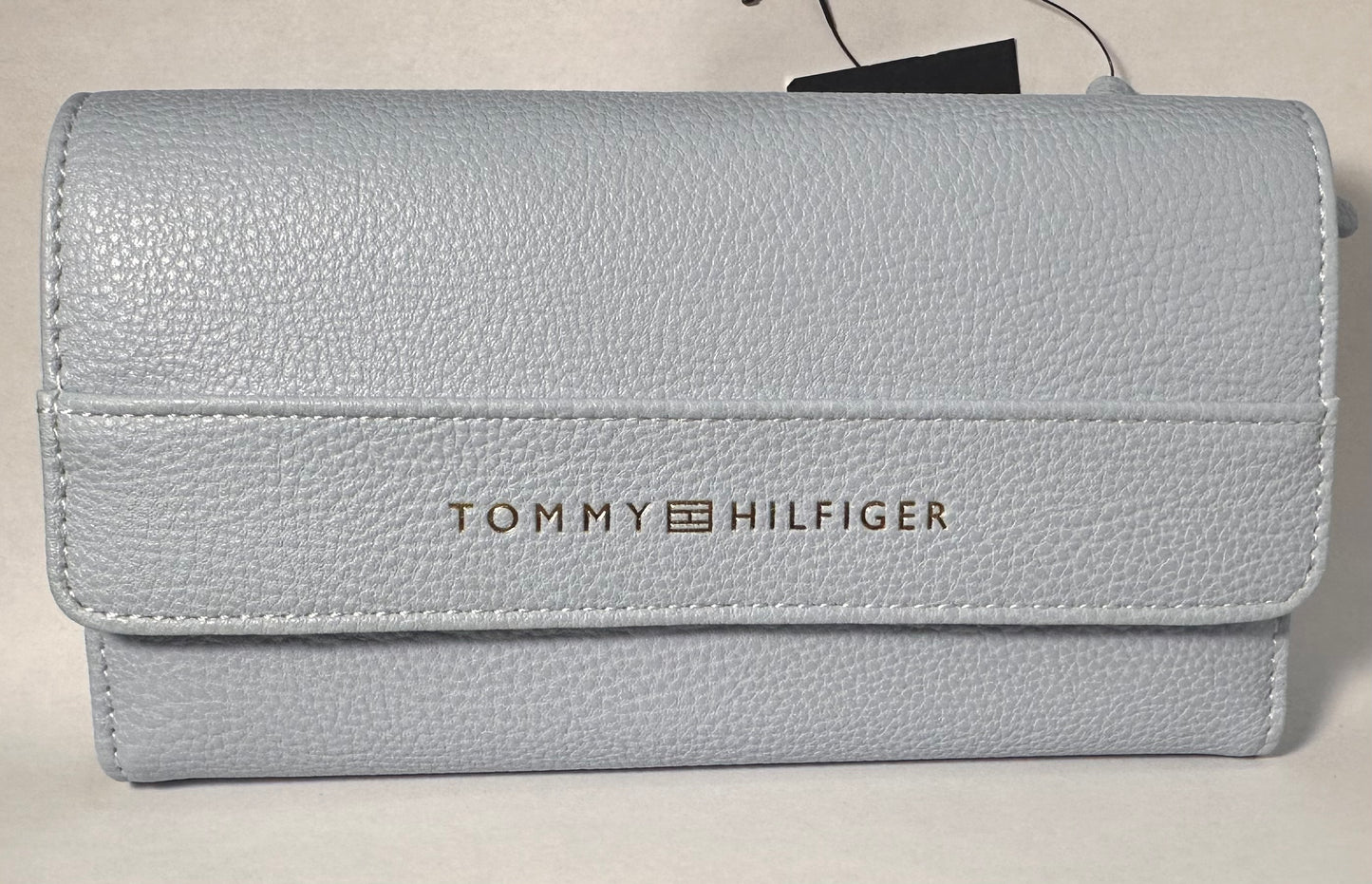 Wallet Women Tommy Hilfiger NWT