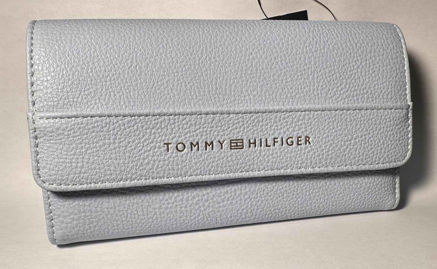 Wallet Women Tommy Hilfiger NWT